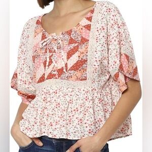 NWT American Eagle Boho Flutter Sleeve Floral Blouse